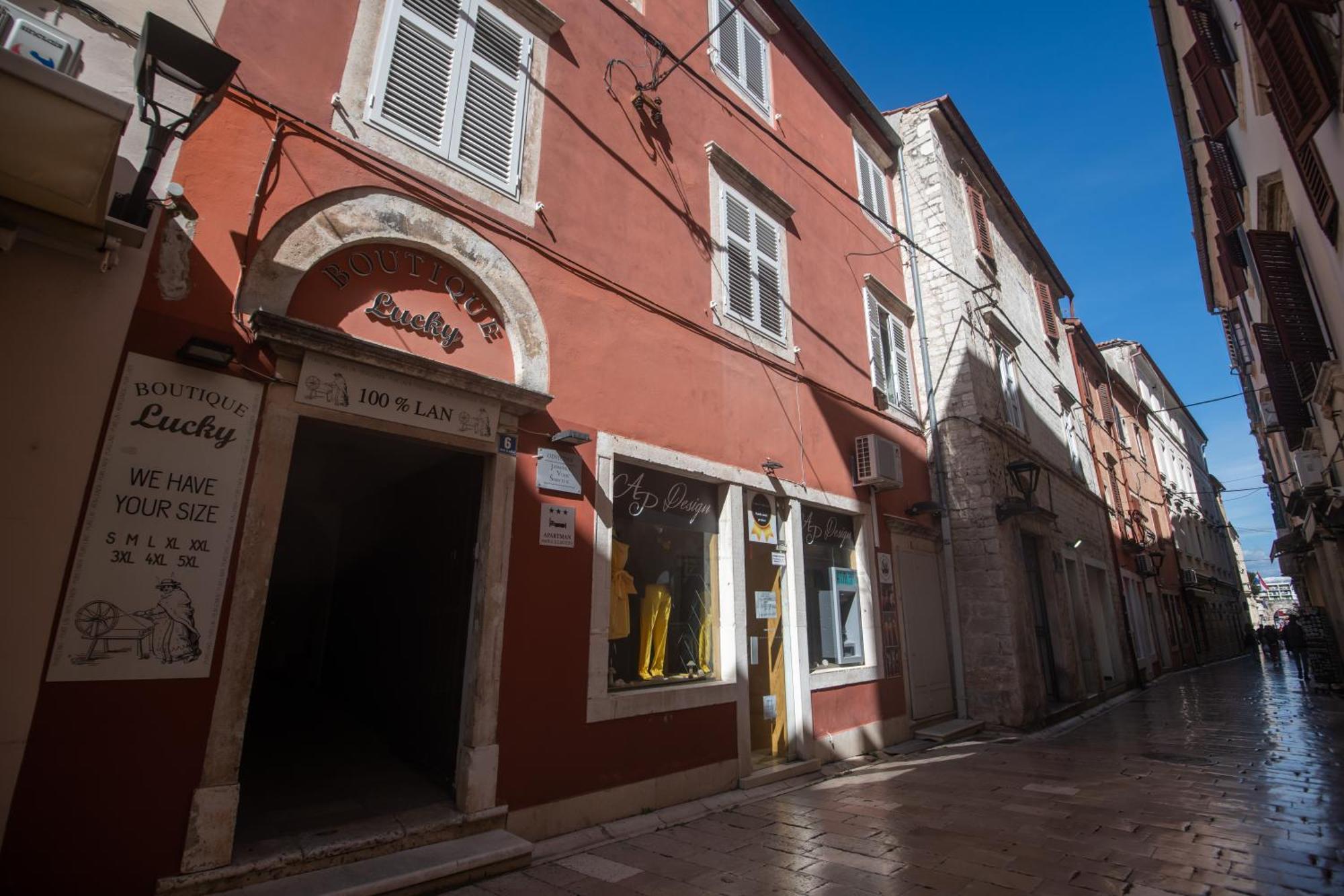 Maria Q. Cantoni Zadar Bagian luar foto